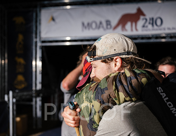 AW_M25-7789